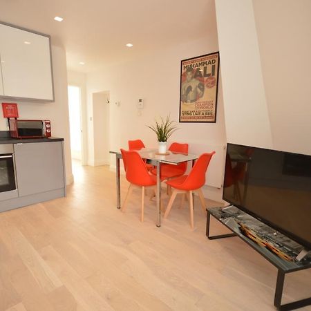 St Anne'S Court By Indigo Flats Apartment London Ngoại thất bức ảnh