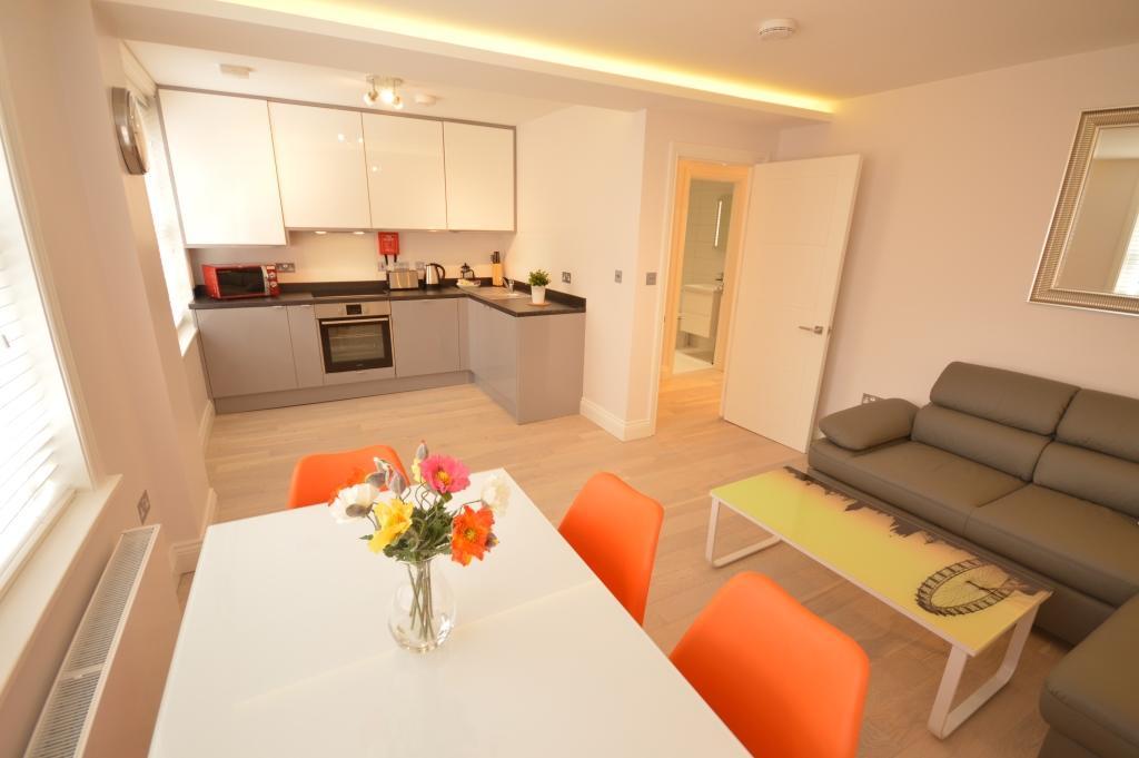 St Anne'S Court By Indigo Flats Apartment London Ngoại thất bức ảnh
