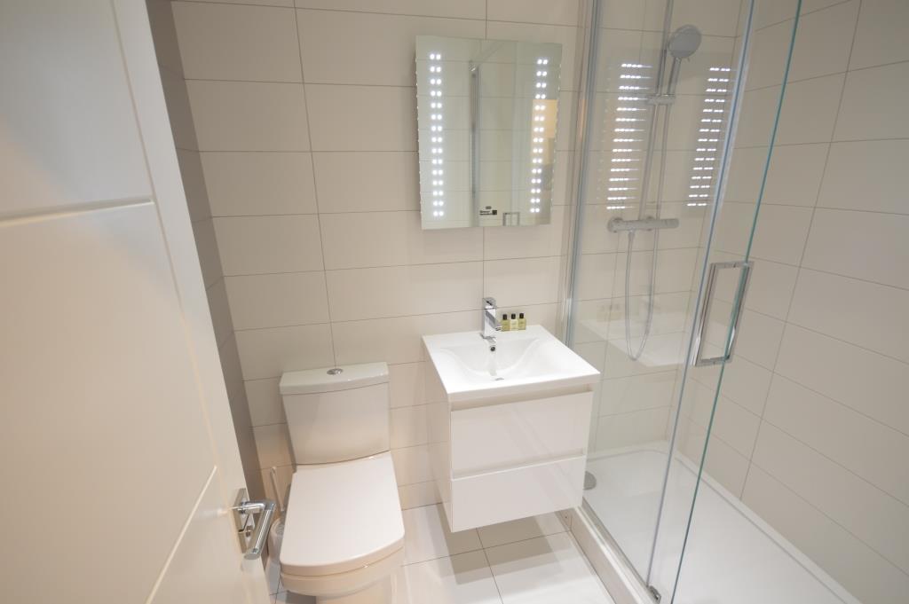 St Anne'S Court By Indigo Flats Apartment London Ngoại thất bức ảnh
