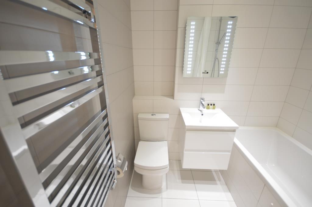St Anne'S Court By Indigo Flats Apartment London Ngoại thất bức ảnh
