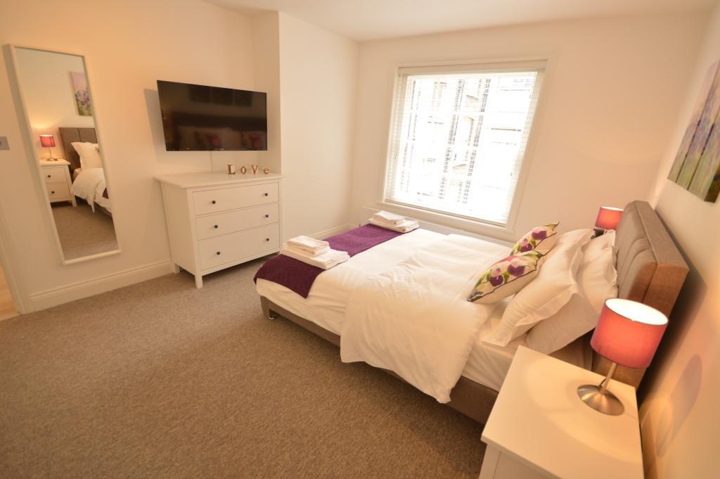 St Anne'S Court By Indigo Flats Apartment London Ngoại thất bức ảnh