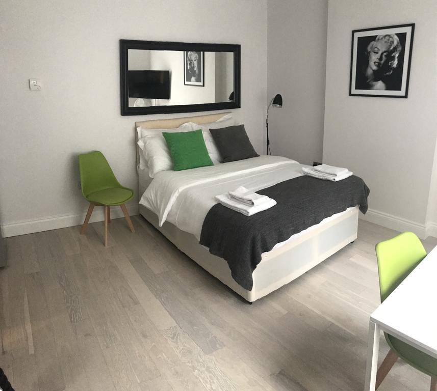 St Anne'S Court By Indigo Flats Apartment London Ngoại thất bức ảnh